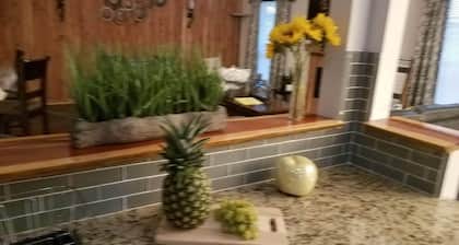 Stunning Custom Ranch in Central Roswell