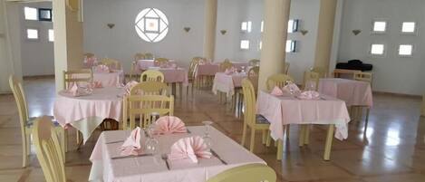 تناول الطعام