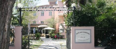 Façade de l’hébergement