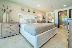 1 bedroom, in-room safe, iron/ironing board, free WiFi