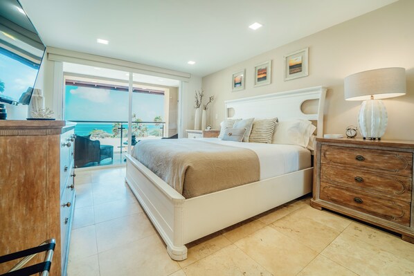 1 bedroom, in-room safe, iron/ironing board, free WiFi