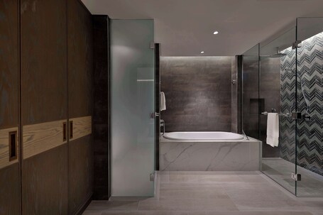 Hilton Abu Dhabi Yas Island - Image 127