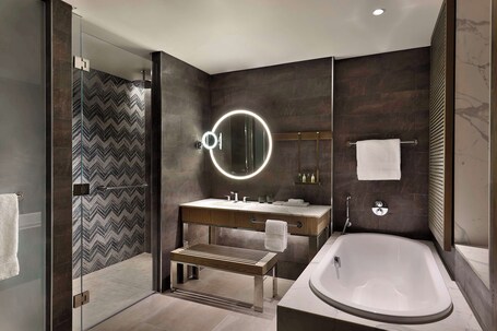 Hilton Abu Dhabi Yas Island - Image 55