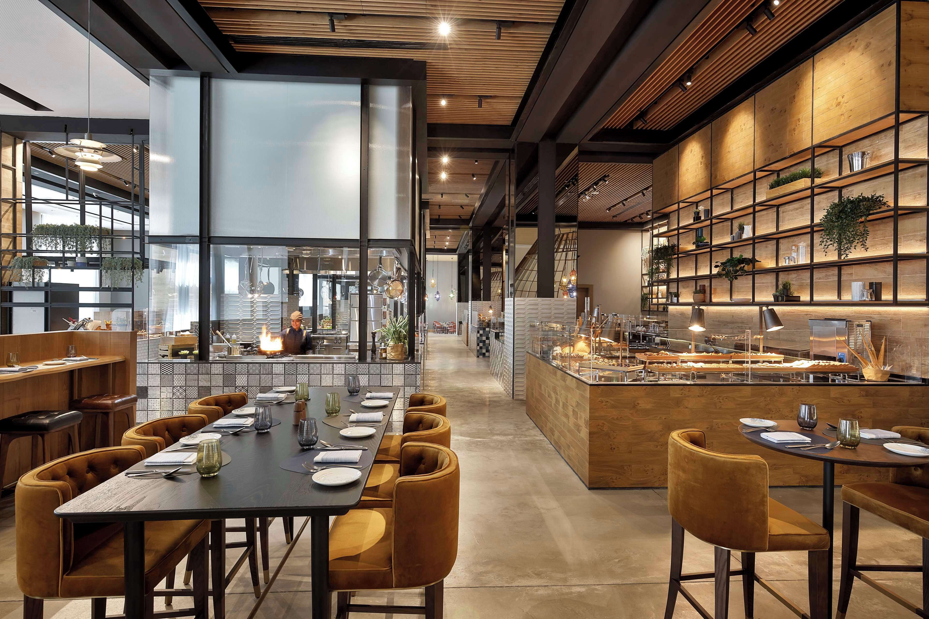 breakfast, lunch and dinner served