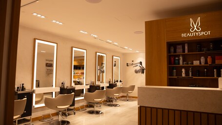 Hilton Abu Dhabi Yas Island - Image 35