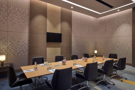 Hilton Abu Dhabi Yas Island - Image 60