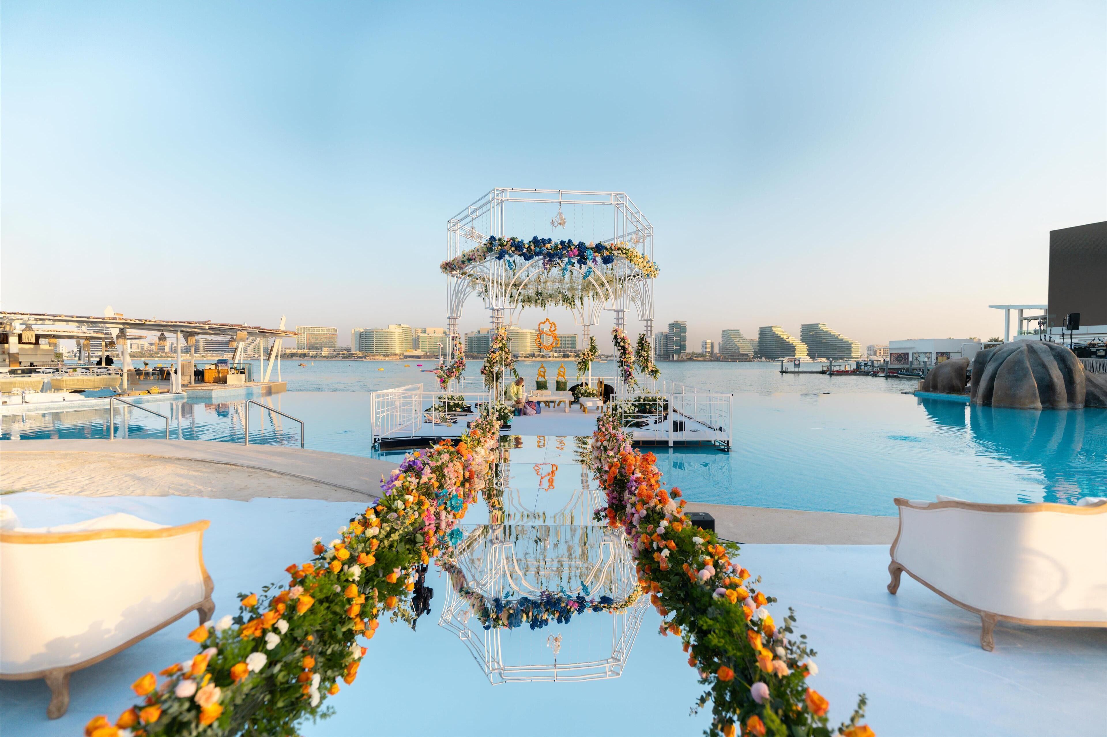 outdoor pool, pool loungers