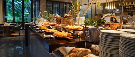 Petit déjeuner buffet (128 CNY par personne)