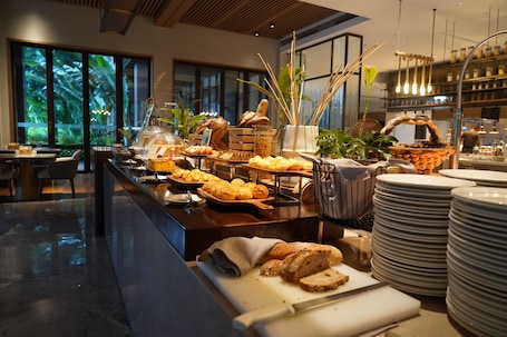 Desayuno buffet diario (CNY 128 por persona)