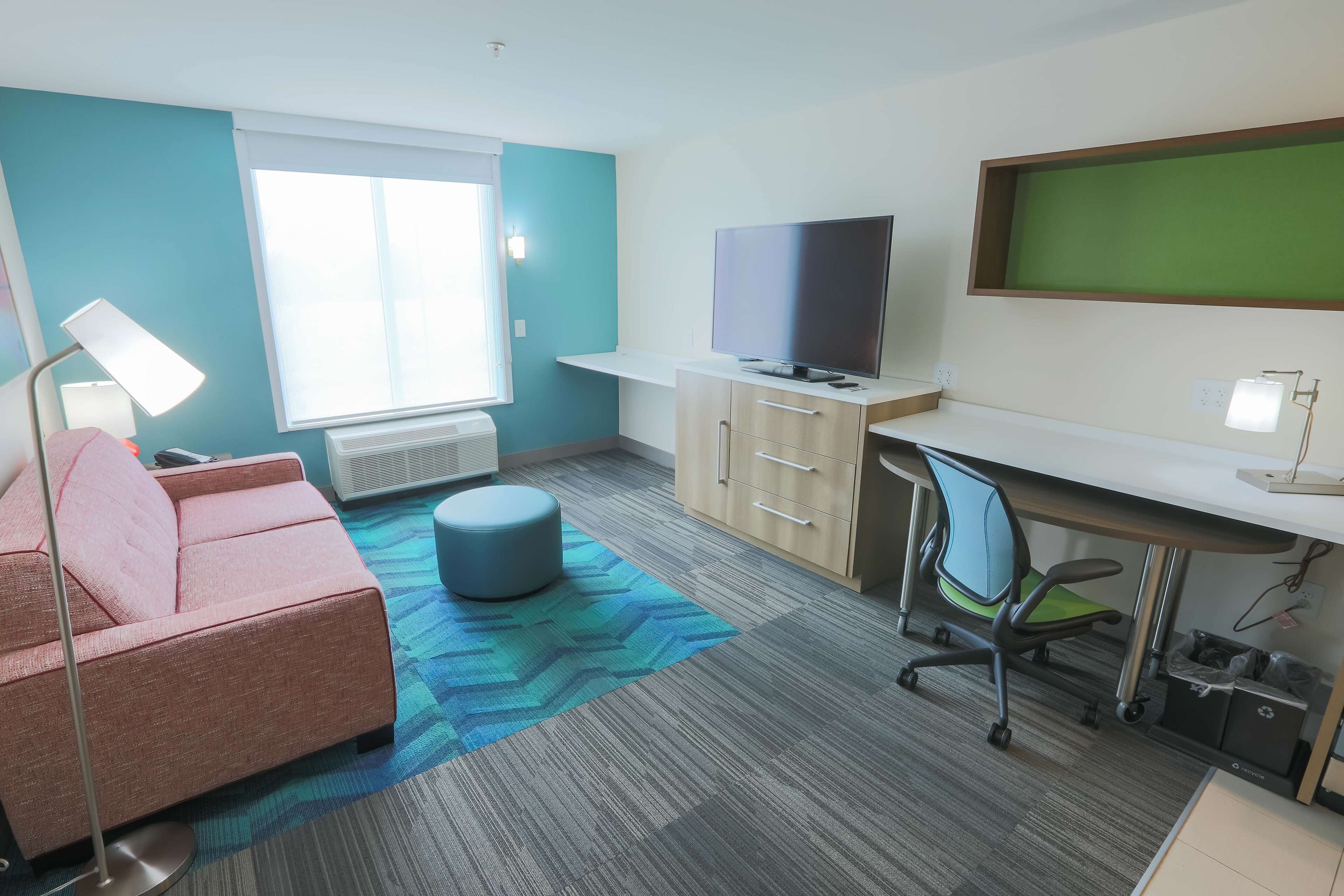 in-room safe, iron/ironing board, free wifi