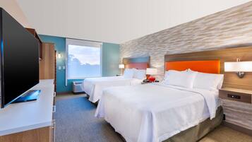 套房, 2 张大床, 无障碍, 浴缸 | 1 多间卧室、遮光窗帘、熨斗/熨衣板、免费 WiFi