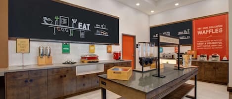 Petit déjeuner buffet compris tous les jours