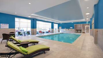 Indoor pool, pool loungers