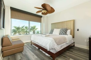 3 bedrooms, desk, WiFi, bed sheets