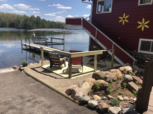 Amazing Unique Boathouse!!  Come Relax And Enjoy!