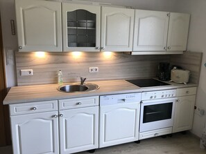 Microwave, stovetop, dishwasher, coffee/tea maker - Vacation at Haus Martina in an idyllic location (Lutter)