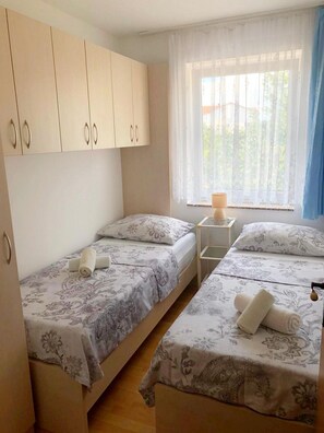 2 slaapkamers, internet, beddengoed