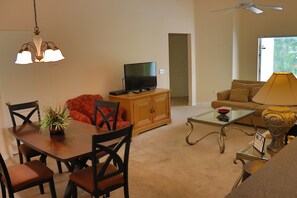 Living area - Vacation home near Disney World (Davenport)