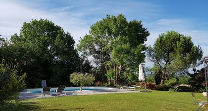 Villa with private pool located in the golden triangle near Albi