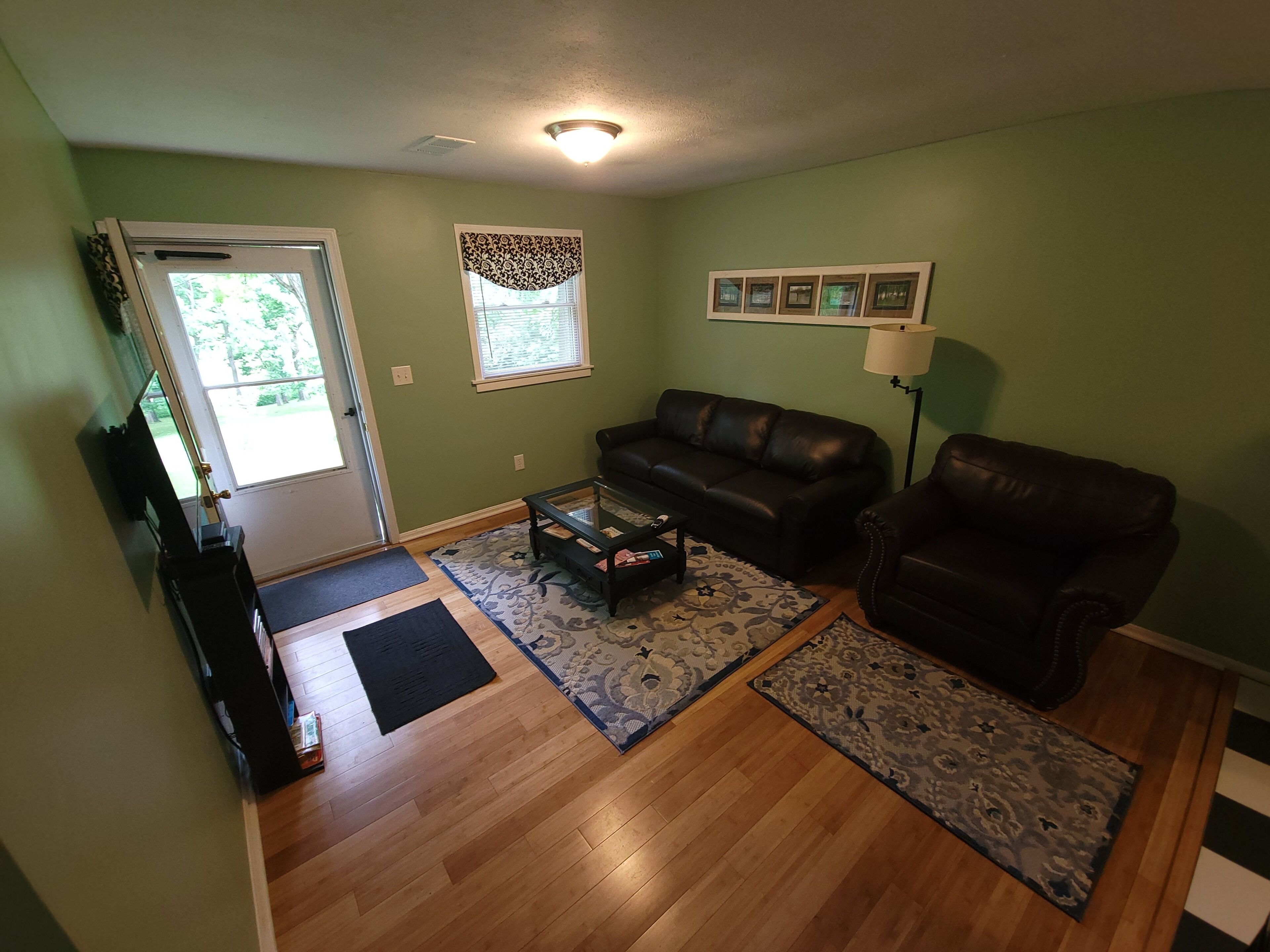 Smart TV, DVD player