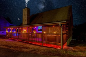 Property grounds - Dollywood~Easy Road~FirePit~Arcade~Playground (Sevierville)