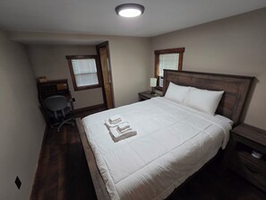 2 habitaciones, tabla de planchar con plancha y wifi gratis 