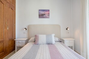 2 camere, ferro/asse da stiro, Wi-Fi gratuito, lenzuola