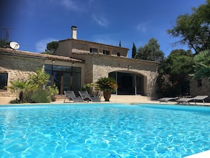 Piscina a l'aire lliure
