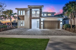 Exterior - Great Escape Manor | Custom Built Home with Themed Kids Bedrooms, Game Room, and Theater Room (Kissimmee)