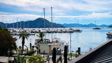 Deluxe Double Room, Sea View | Egyptian cotton sheets, premium bedding, down duvets, minibar