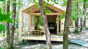 Comfort Tent | Premium bedding, desk, blackout curtains, free WiFi