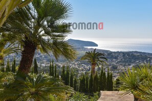 Property grounds - Villa Las Morairas ,Moraira, Costa Blanca (Moraira)