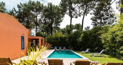 Prächtige Aroeira Villa | 6 Schlafzimmer | Villa do Cisne | Billardtisch | Perfekt für größere Grupp