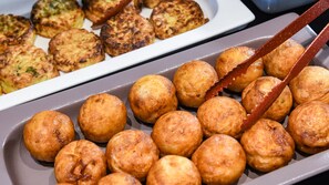 Dagelijks ontbijtbuffet (JPY 1500 per persoon)
