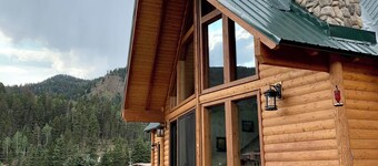 Almost Heaven in the Upper Valley With High Speed Wifi