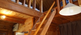 Nonsmoking Tiny log house for 2 people with lo / Kamo-gun Shizuoka