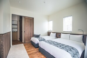 4 soverom, skrivebord, strykejern/-brett og wi-fi (inkludert)