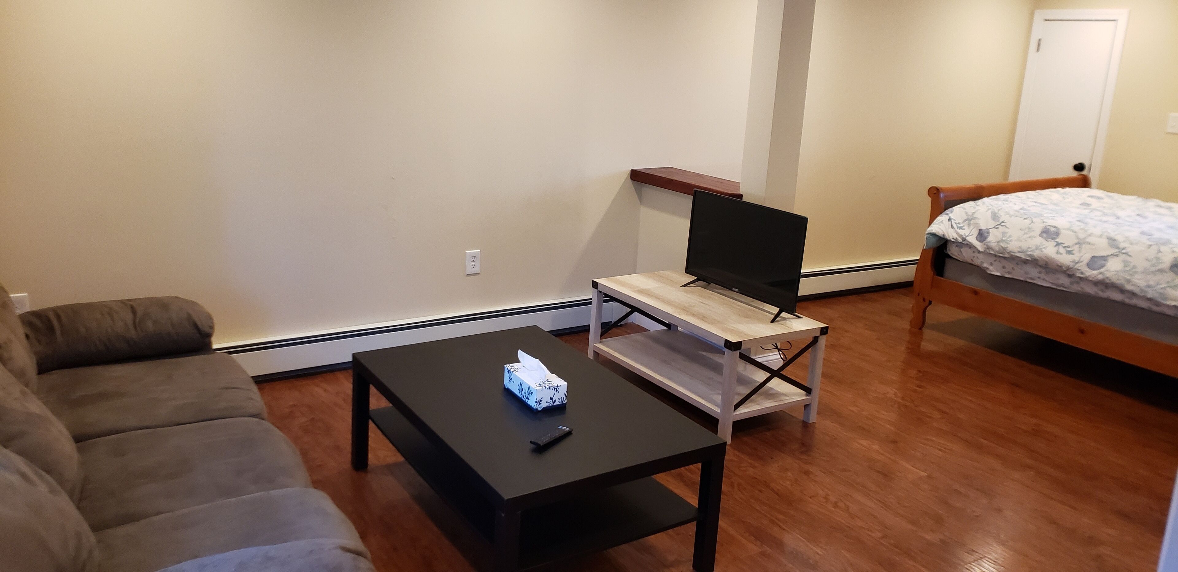 1 bedroom, WiFi (free), bed sheets