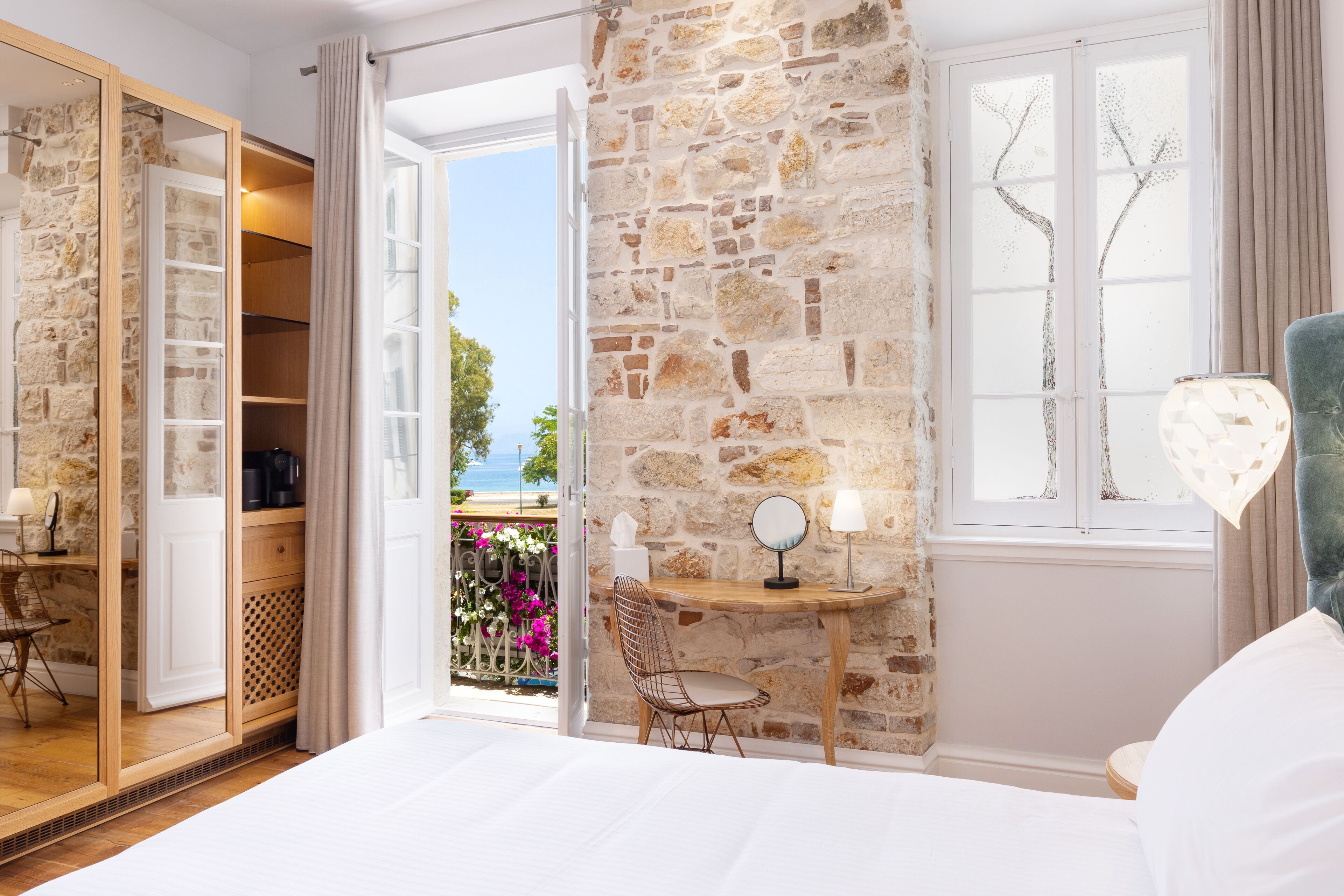 Photo - Acanthus blue