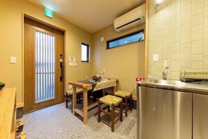 1 室のベッドルーム、インターネット