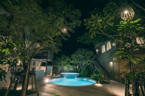 Pool - Newly built designer condo ocean view spacious t / Kunigami-gun Okinawa (Kunigami-gun)