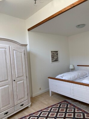 3 Schlafzimmer, Bügeleisen/Bügelbrett, Reisekinderbett, kostenloses WLAN