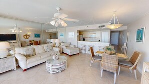 Condo, 1 habitación | Área de sala de estar | Televisión 