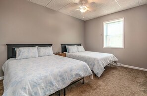 2 bedrooms, iron/ironing board, WiFi, bed sheets
