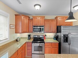 غسالة أطباق، ماكينة لصنع القهوة/ال�شاي، مستلزمات طهي/أطباق/أوعية