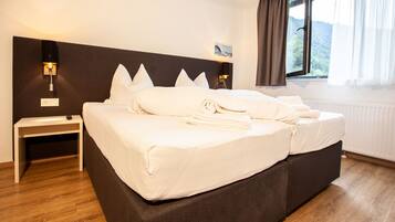 In-room safe, free WiFi