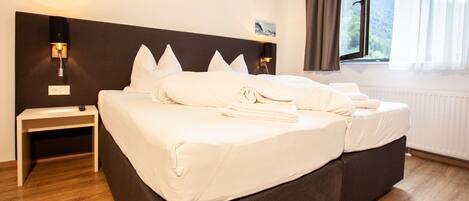 In-room safe, free WiFi