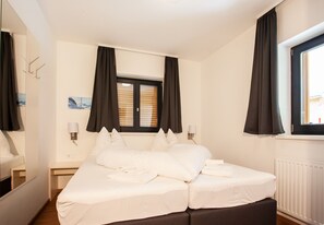 1 bedroom, in-room safe, free WiFi