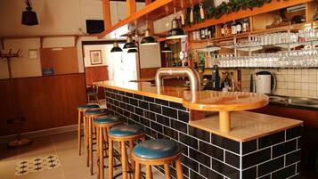 Bar (en la propiedad)