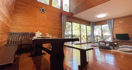 A lodge nestled in the forest of Aso accommodates up to 8 people / Aso Kumamoto